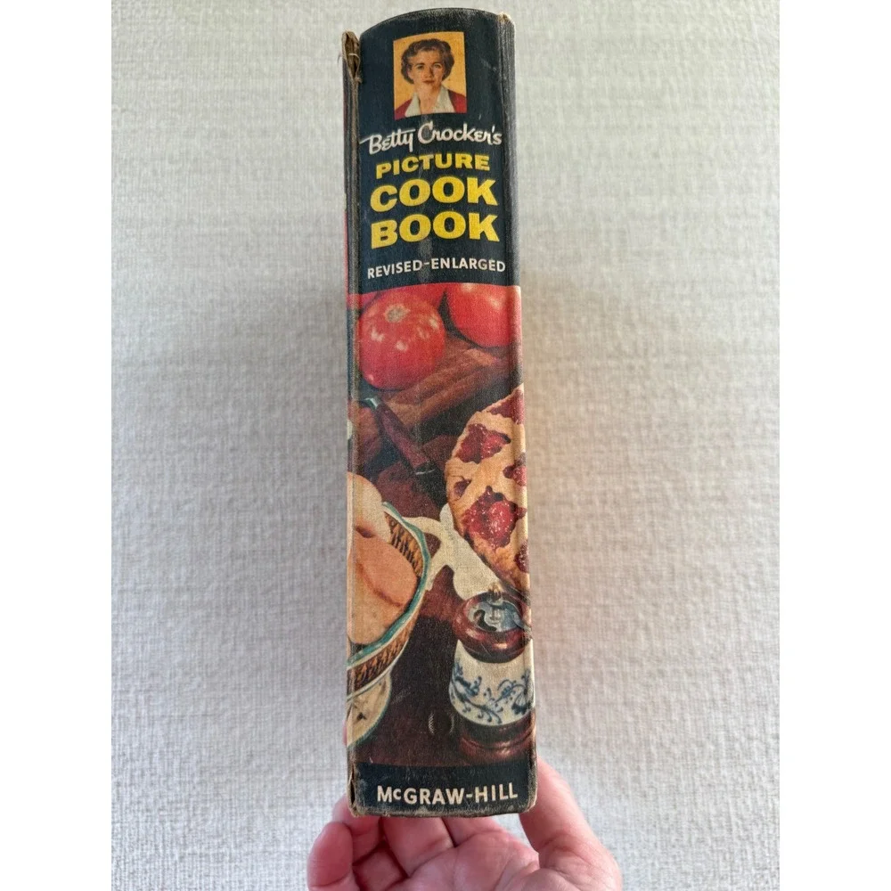 Betty Crocker's Picture Cookbook Revised Enlarged 1956 2nd Edition 2nd Printing